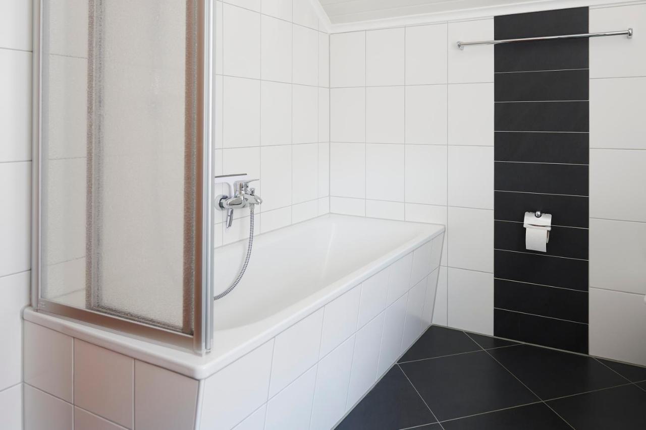Grosszuegig & Stilvoll Parkplatz ,Ruhige Lage, 5 Personen, Langzeit Apartment Paderborn Exterior photo